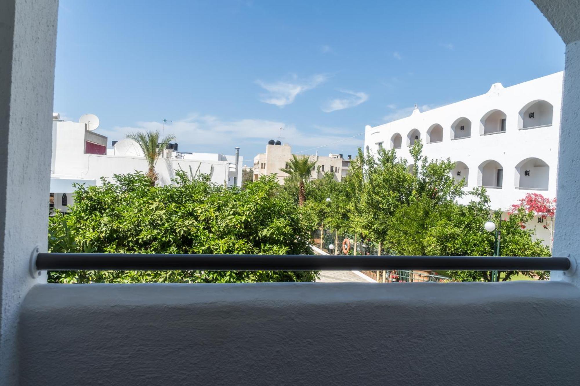 Hotel Malia Holidays Dış mekan fotoğraf